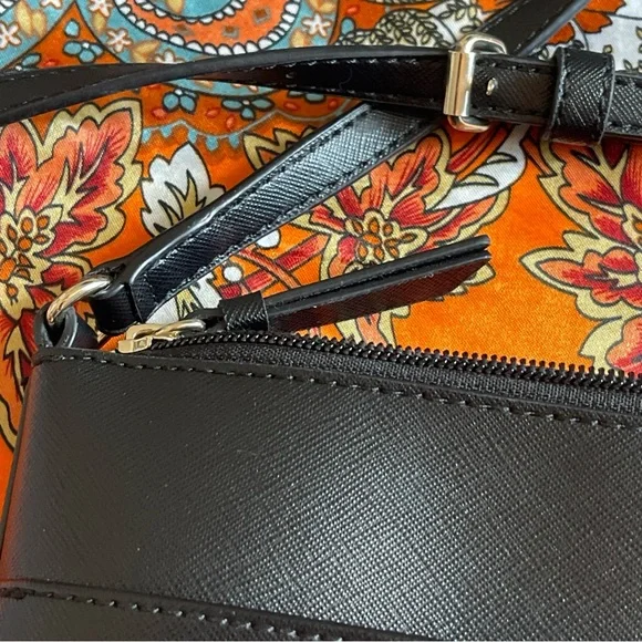 DKNY Black crossbody bag with adjustable strap 100%PVC - Picture 6 of 16